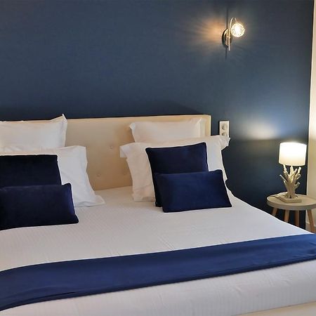 Bellaforme Suites&Spa Champcevinel ภายนอก รูปภาพ